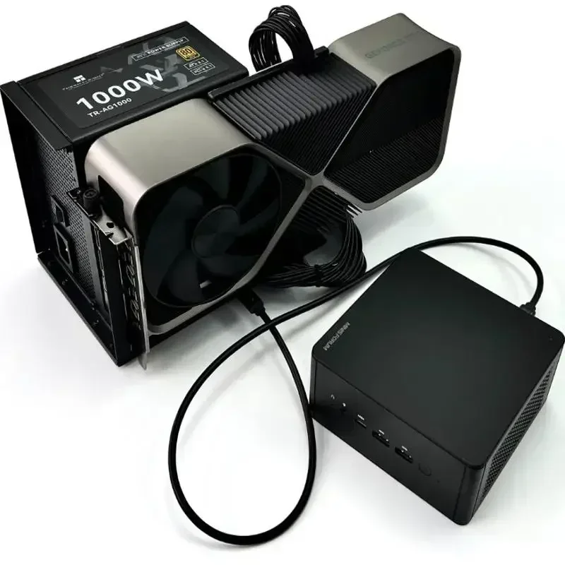 Notebook UT4G-BK7 External EGP - Gpu External Dock Egpu Thunderbolt 4 评论和价格